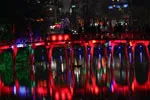 Most na jeziorze Hoan Kiem Hanoi